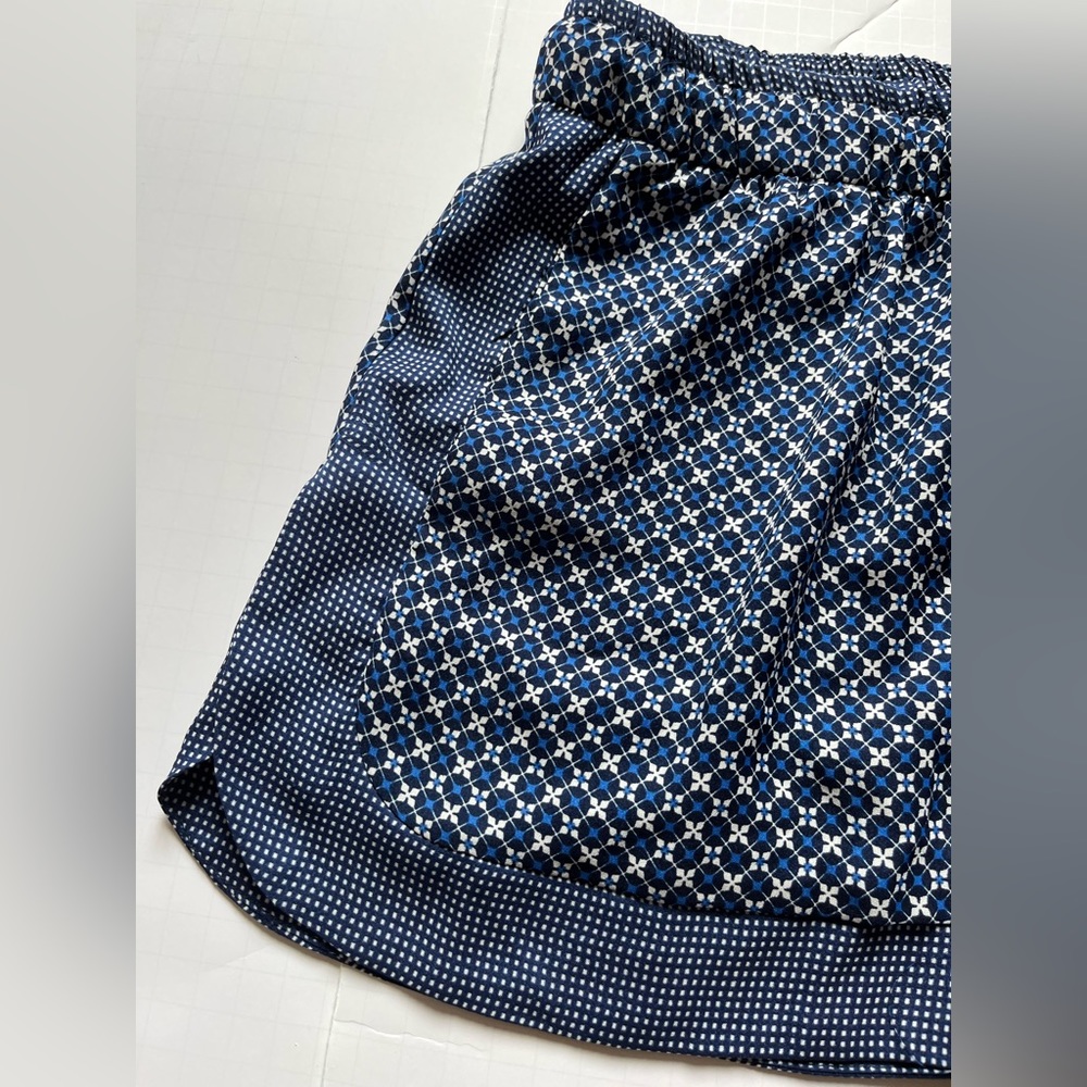 New Zara short pants with drawstring//size small